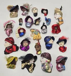 lot 309 image: Large Lot of Vintage 80s Leather Fashion Ladies 3D Face Brooches