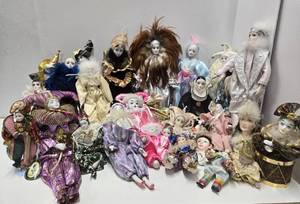 lot 322 image: LARGE Collection of Harlequin etc Porcelain & other DollsFigures