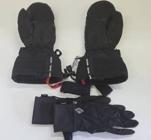 lot 335 image: Quality Like New HESTRA Winter ChoppersGloves  Interior Gloves