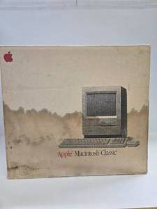 lot 355 image: Vintage APPLE Macintosh Classic Computer wKeyboard & Mouse