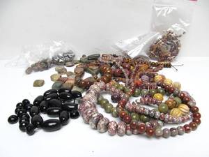 lot 360 image: Wonderful Estate Lot of Genuine Polished Stone Necklaces & Strands of Stone Beads #1