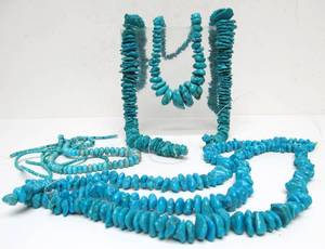 lot 365 image: Wonderful Estate Lot of Turquoise Bead Strands #6