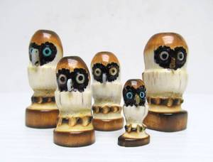 lot 369 image: Group of Hand Carved Signed BoneAntler Native American Zuni Owls - Signed Halco