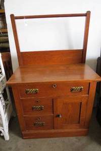 lot 59 image: Commode with towel bar...