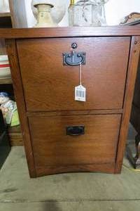 lot 75 image: File cabinet with key...
