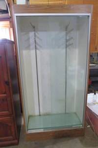 lot 90 image: Sliding glass door display case wit...