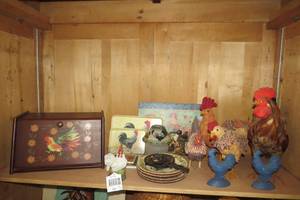 lot 122 image: Decorative rooster items (all on sh...