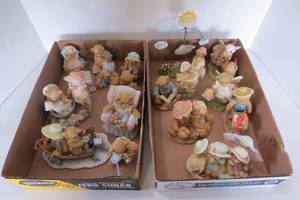 lot 131 image: Cherished Teddies figurines, 2 boxe...