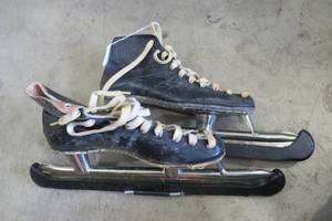 lot 139 image: Vintage ice skates...