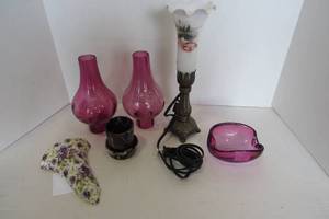 lot 144 image: Wall pocket, table top lamp, chimne...