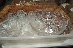 lot 148 image: Clear glassware - pressed glass pun...