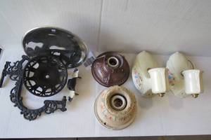 lot 193 image: Vintage wall and ceiling light fixt...