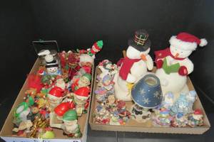 lot 195 image: Snowmen, Santas, saltpepper and el...