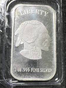 lot 16 image: 1 TROY OZ .999 FINE SILVER BUFFALO INDIAN BAR