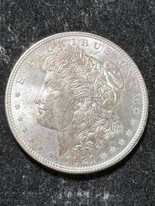 lot 24 image: 1921 US MORGAN SILVER DOLLAR