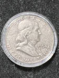 lot 30 image: 1954-D US FRANKLIN HALF DOLLAR IN AIRTITE