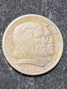 lot 38 image: 1936 US LONG ISLAND TERCENTENARY COMMEM HALF DOLLAR