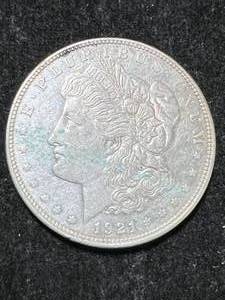 lot 74 image: 1921 US MORGAN SILVER DOLLAR