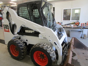 Bobcat 2005 Compact Skidster Loader Model S185 Turbo, 56hp diesel with 5552.3 on hour meter, #525021657, Operates As It Should - See Video