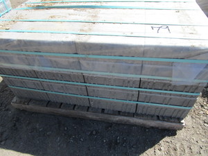 lot 79 image: Concrete Pavers 12x4x4, Full Pallet