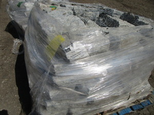 lot 84 image: Granite Tumbled Cobblestone, roughly 7x10x3