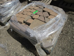 lot 96 image: Pavers