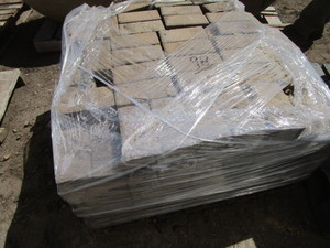 lot 98 image: Pavers