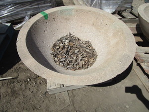 lot 103 image: Basin - Planter Water Feature, 37D x 12H