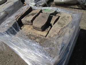 lot 115 image: Reclaimed Wall Block