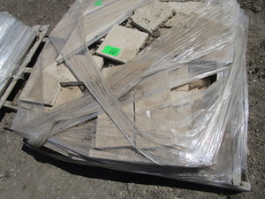 lot 123 image: Pavers - Travertina