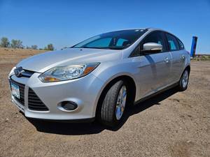 lot 10 image: 2014 Ford Focus