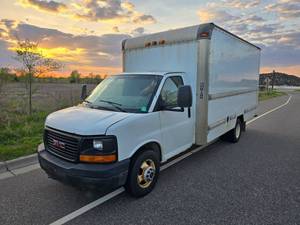 2006 GMC Savana G3500 - Box Truck