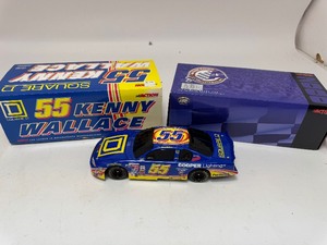lot 64 image: Kenny Wallace #55 Square D 2000 Monte Carlo