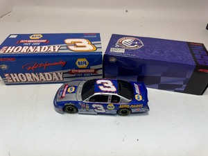 lot 130 image: Ron Hornaday #3 NAPA 75th Anniversary 2000 Monte Carlo