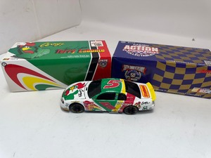 lot 144 image: Terry Labonte #5 Kelloggs K-Sentials 1999 Monte Carlo
