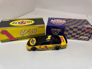 lot 152 image: Steve Park # 1 Pennzoil 1998 Monte Carlo