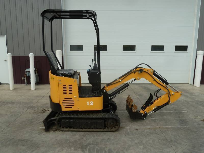 lot 3 image: Landherd Mini Excavator # 12