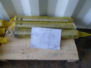 lot 20 image: Landherd Excavator Pins 65 x 475mm