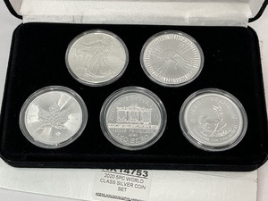 lot 34 image: 2020 5pc World Classic Silver Coin Set