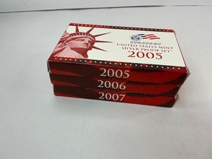 lot 48 image: 3x Run of Silver Proof Sets from 2005 - 2007