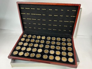 lot 54 image: 50pc Collection of 24k Gold Plated Statehood Quarters