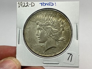 lot 71 image: 1922-D Silver Peace Dollar