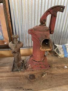 lot 111 image: Vintage Water Pump and Jack