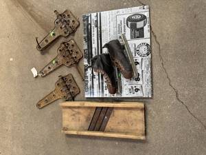 lot 112 image: Vintage Hinges, Ice Skates and Slicer