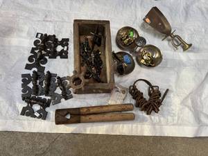 lot 118 image: De Horner, Vintage Items