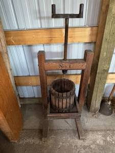 lot 123 image: Apple Press