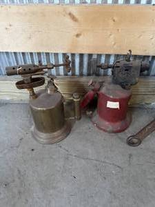 lot 158 image: Pair of Torches