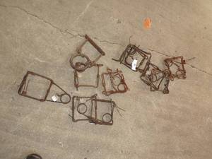 lot 12 image: Traps