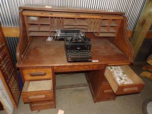 lot 107 image: Roll Top Desk and Vintage Typewriter
