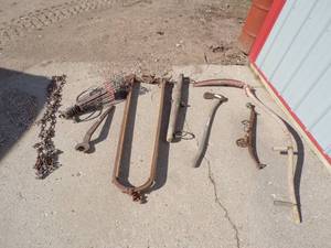 lot 137 image: Sye, Cow Station, Chimney Cleaner, Horse Hardware